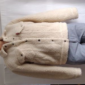 Levi's Baby Bubble Sherpa trucker crop jacket M